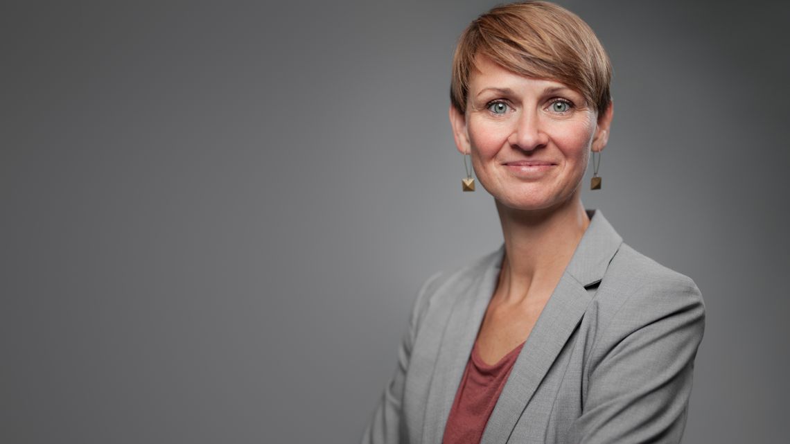 Line Mørkbak Line Mørkbak